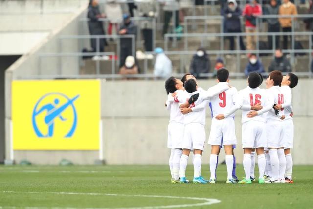 敢打敢拼！赵睿13中7砍下中国男篮最高的17分