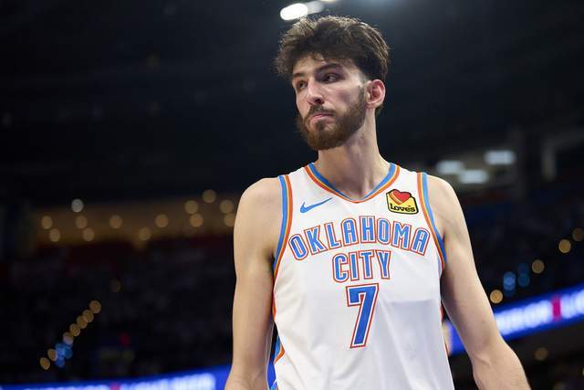 爱德华兹40分布克49分 森林狼4-0横扫太阳晋级