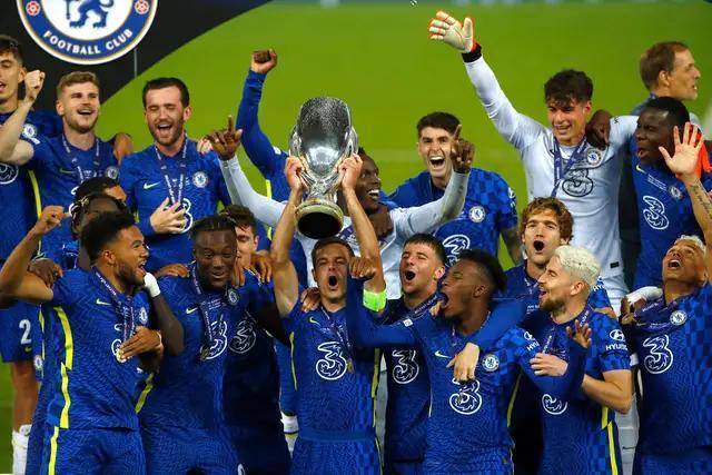 齐麟30分新疆力克青岛 萨林杰29+10深圳负广州